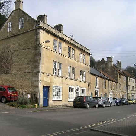 38 Newtown Guest House Bradford-On-Avon Екстериор снимка