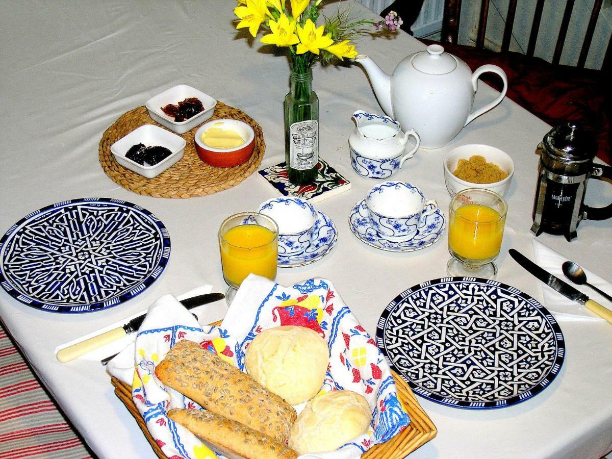 38 Newtown Guest House Bradford-On-Avon Екстериор снимка