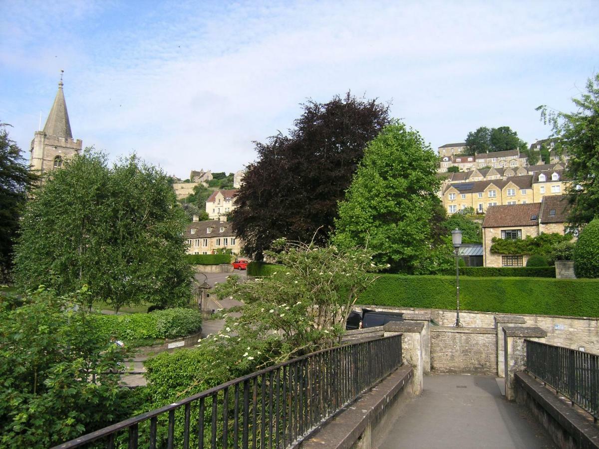 38 Newtown Guest House Bradford-On-Avon Екстериор снимка